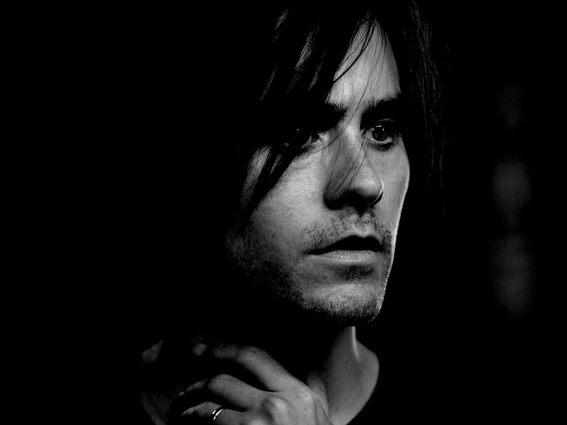 Джаред  Лето недоумевает обои