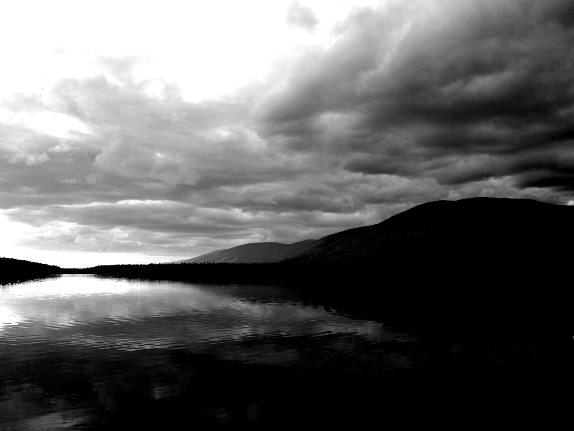 Вид на озеро обои