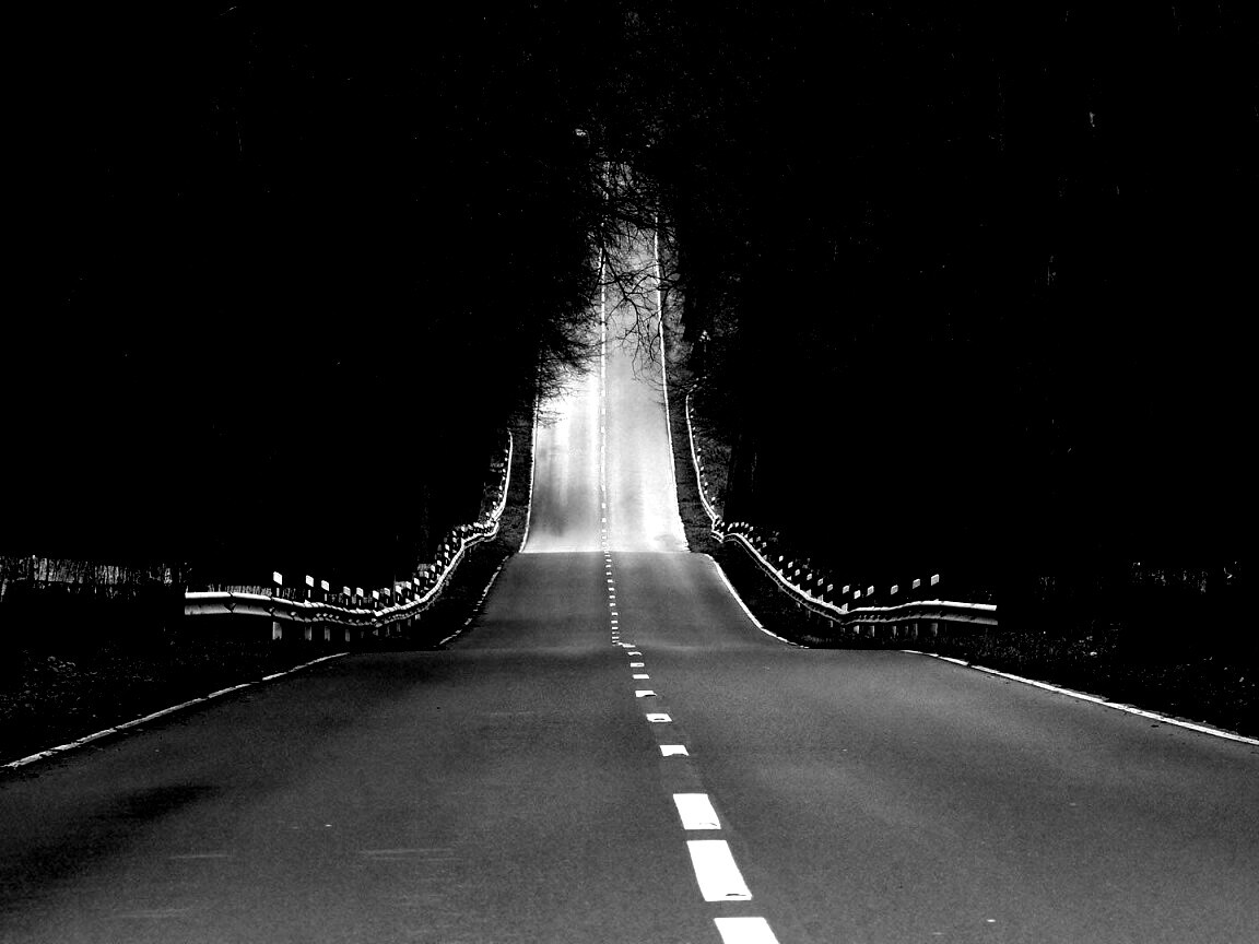 Дорога уходит ввысь обои