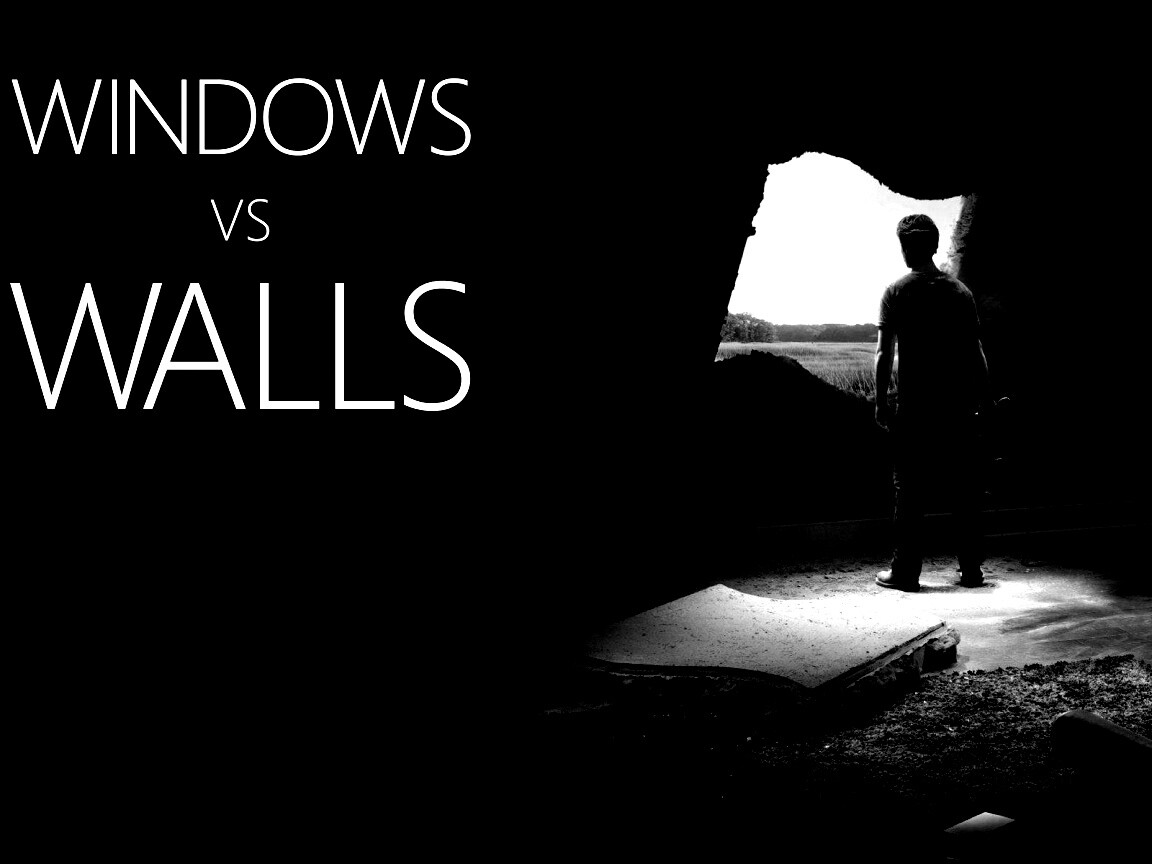 Windows против стен обои