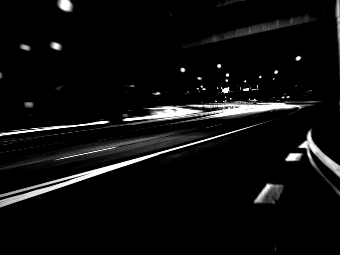 Дорога в ночном городе обои