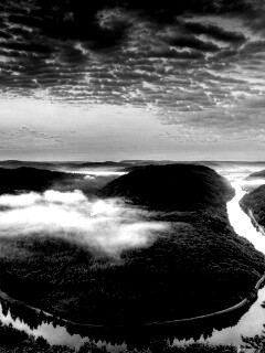 Кривая река обои