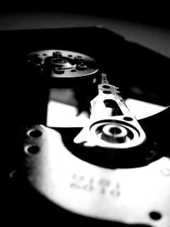 Разобранный жесткий диск обои