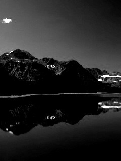 Синее горное озеро обои