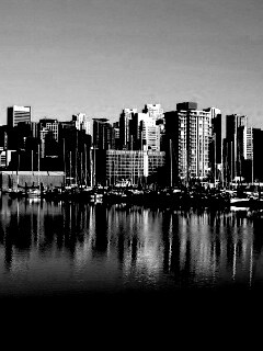 Город у воды обои