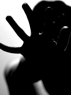 Руки тянутся к тебе обои