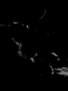 Закат и месяц над облаками обои