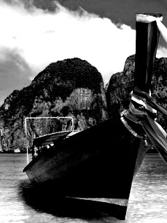 Лодка в райских водах обои