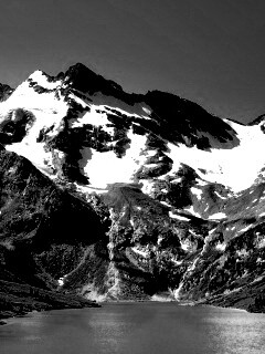 Горное озеро обои