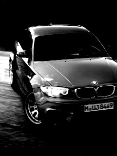 BMW M1 в заносе на треке обои