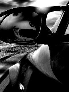 Отражение в боковом зеркале BMW M1 обои