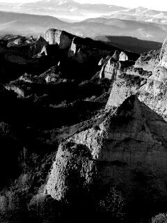 Скалы на рассвете обои