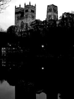 Даремский замок весной обои