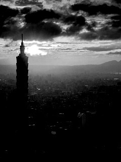 Башня на закате обои