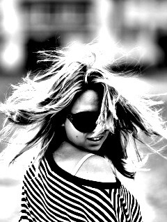 Девушка в тельняшке обои