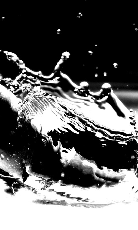 Палец в воде обои