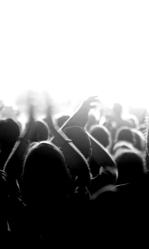 Люди на концерте обои