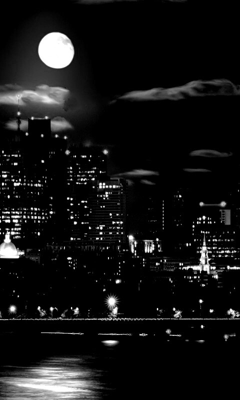 Луна над мегаполисом обои