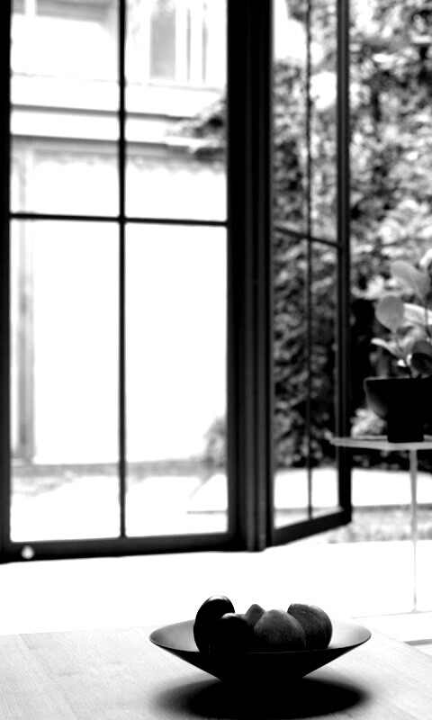 Фрукты в тарелке обои