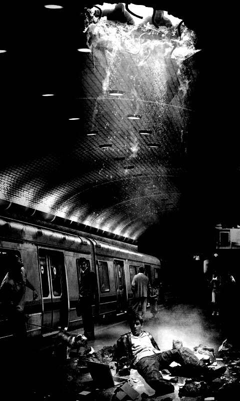 Провалившийся в метро обои