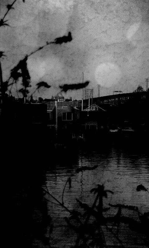 Городок на реке обои