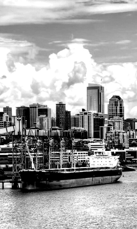 Баржа в ожидании отплытия обои