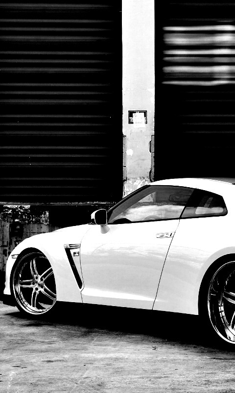 Спортивный Nissan обои