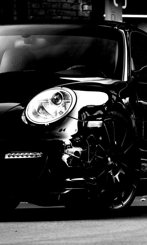 Порш на улице обои