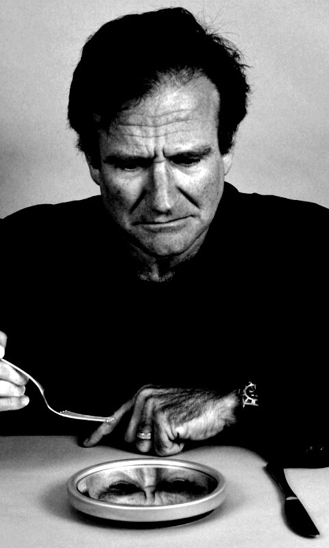 Робин Уильямс перед зеркалом обои