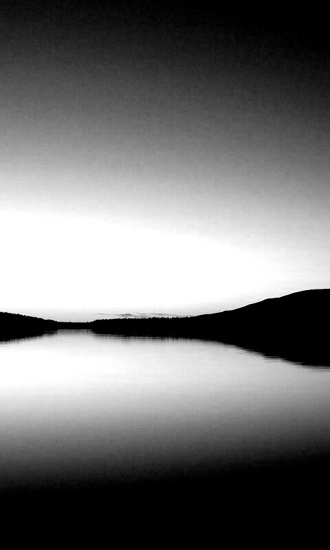 Гладкое озеро обои