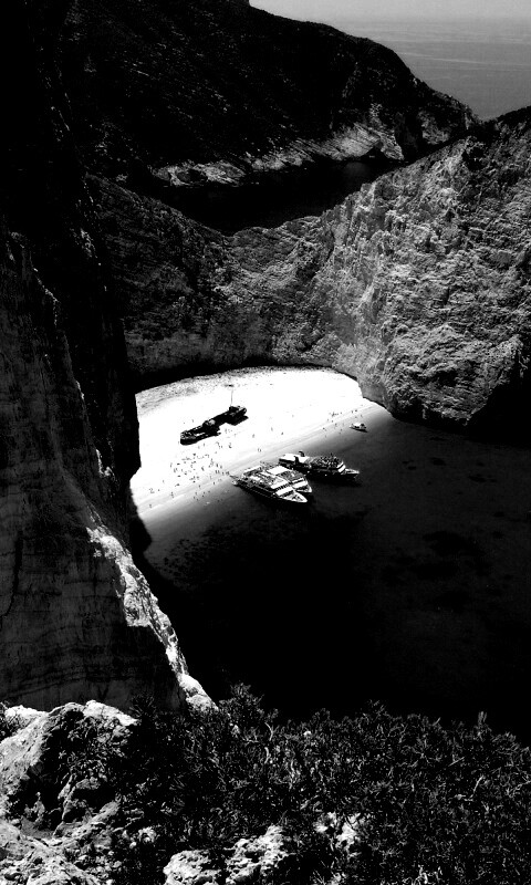 Яхты в бухте обои