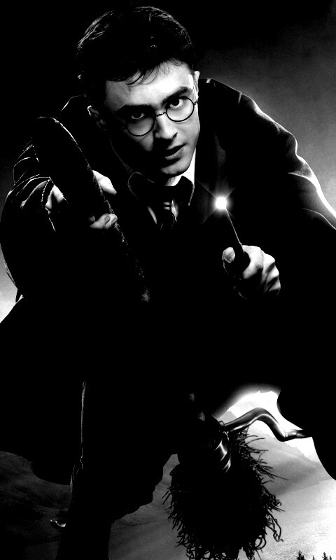 Гарри Поттер на метле обои