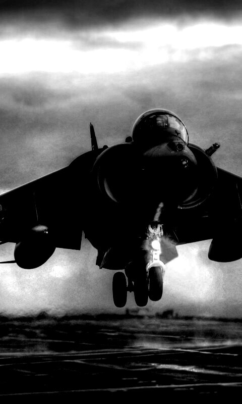 Истребитель на взлете обои