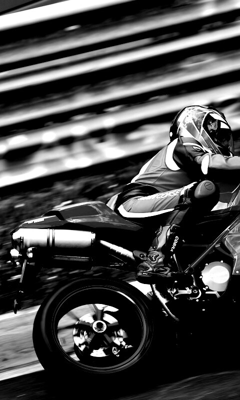 Красный мотоцикл обои