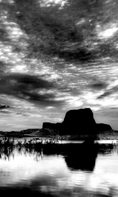 Горное озеро обои