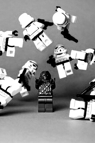 Чубака раскидывает имперских штурмовиков обои