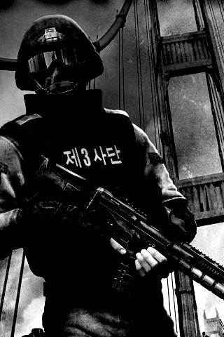 Солдат на мосту Золотые Ворота обои