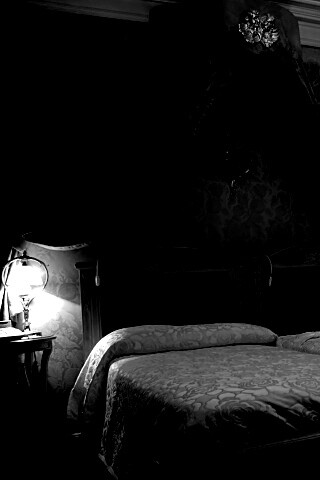 Спальня обои