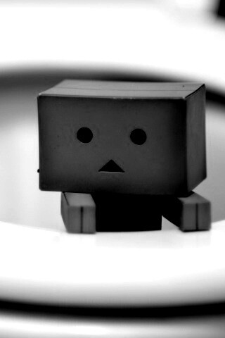 Danbo в унитазе обои