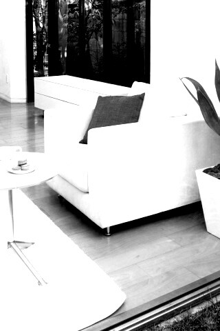 Белое кресло обои