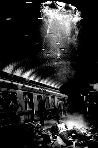 Провалившийся в метро обои