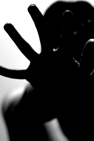 Руки тянутся к тебе обои