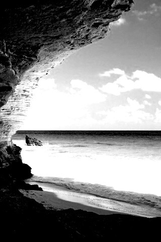 Скальный морской берег обои