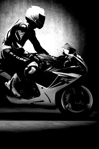 Suzuki и мотоциклист обои