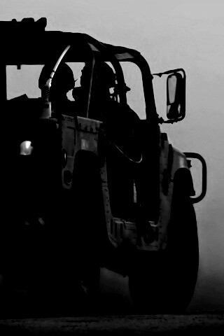 Военный Hammer обои