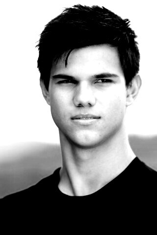 Тайлор Лотнер обои