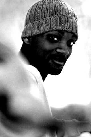 Уилл Смит протягивает тебе руку обои