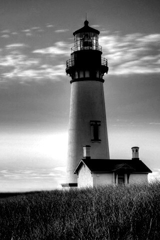 Маяк в поле обои