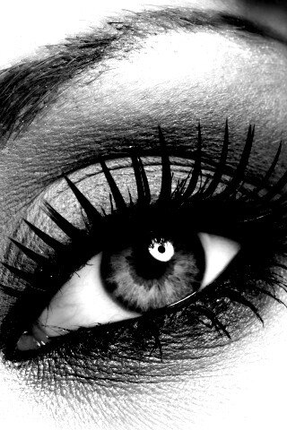 Макияж и цветок обои