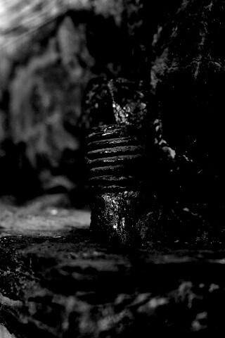 Проржавевшие болты обои